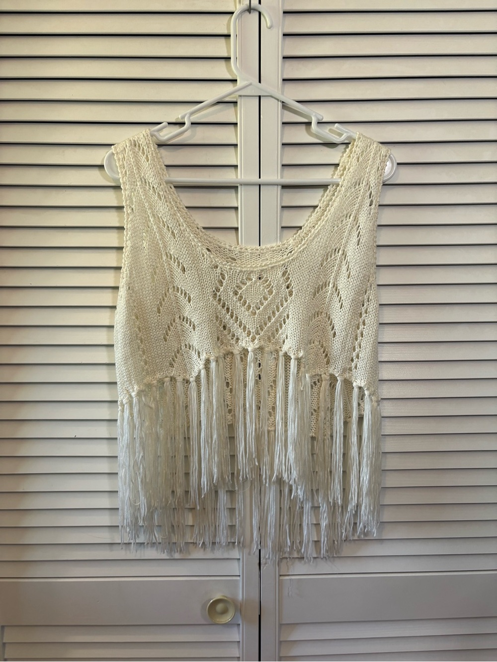 Crochet White Crop Top Fringe Boho Festival Summer Women's Small Medium Costume